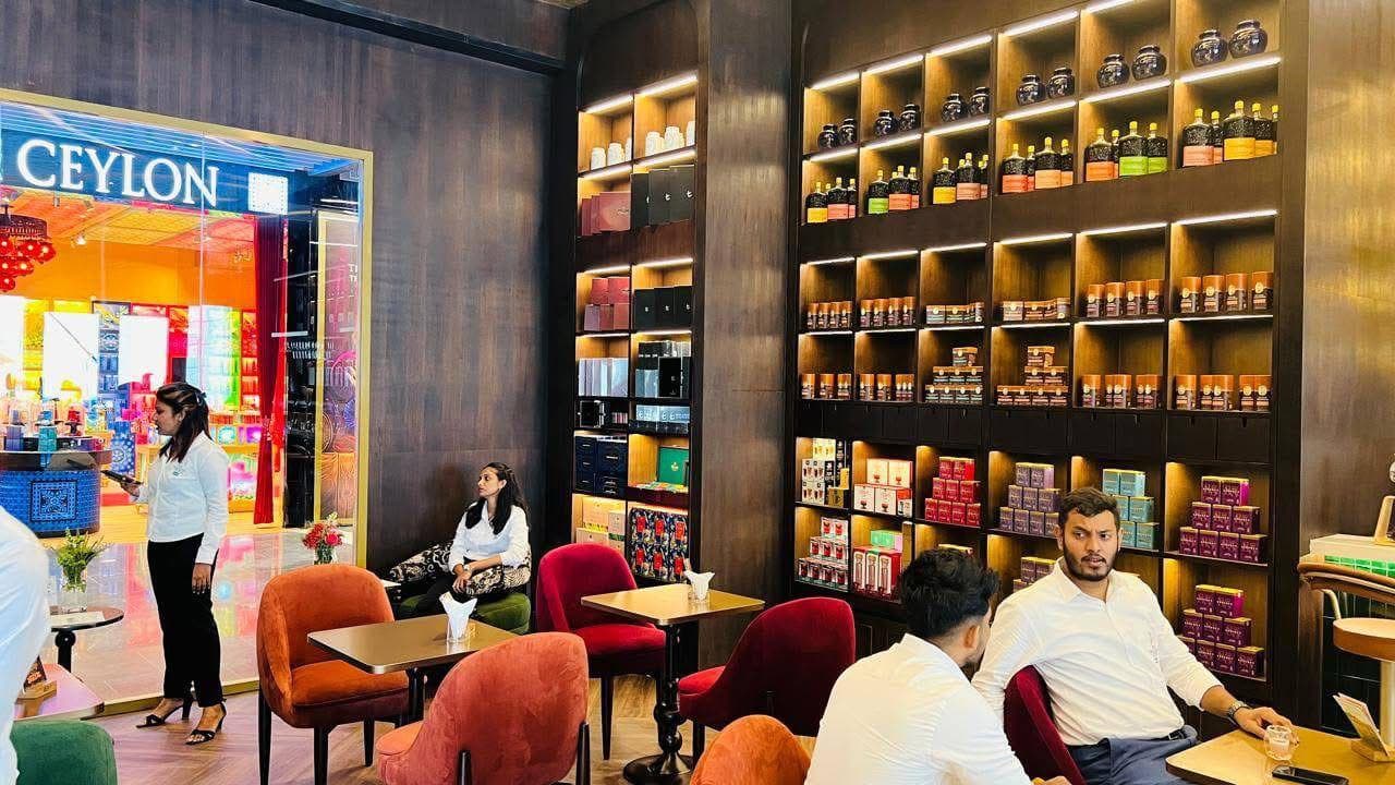 Tea Lounge & Bar Interior Construction